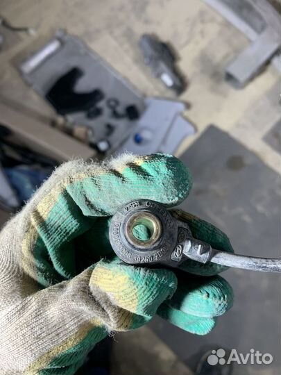 Датчик детонации 392502B000 Kia RIO 3