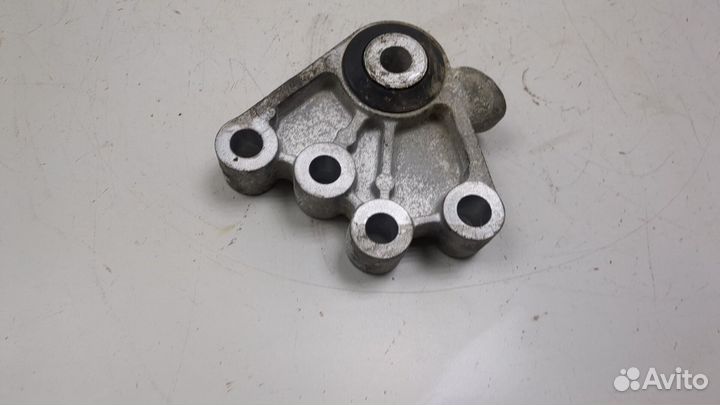 Кронштейн кпп Chevrolet Trax 2023, 2023