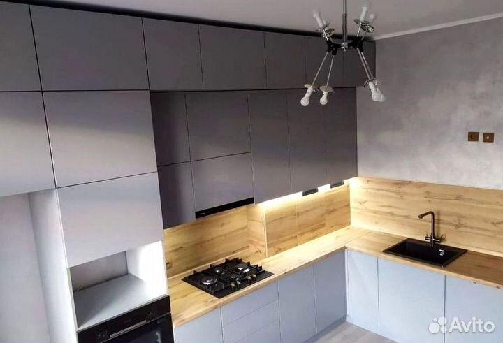 Кухонный гарнитур в стиле модерн