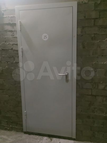 Машиноместо, 12 м²