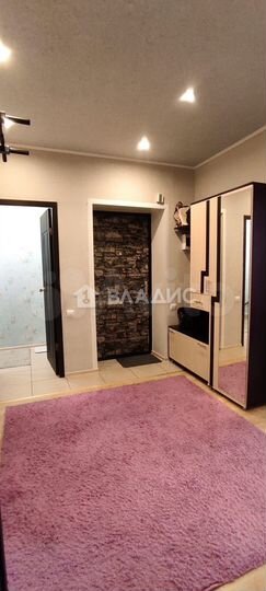 2-к. квартира, 53 м², 2/3 эт.