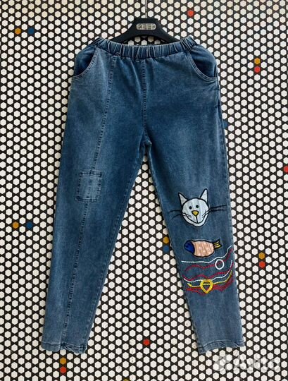 Джинсы с вышивкой, 2 цвета, 50 до 56 размеры