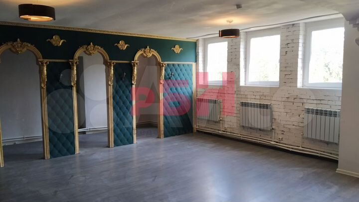 Помещение в стиле лофт с отдельным входом 300 кв.м