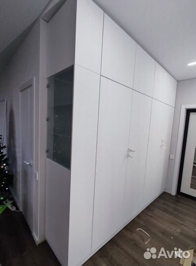 Шкаф в прихожую