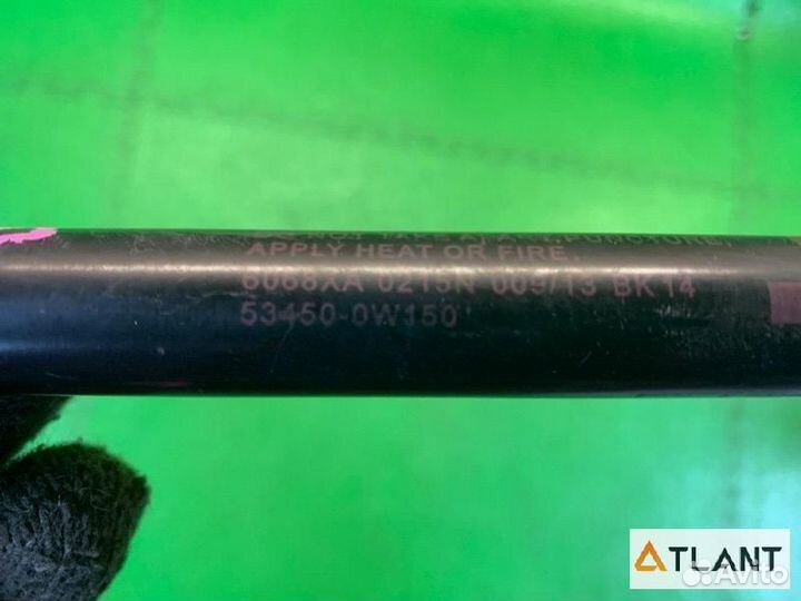 Амортизатор капота toyota crown majesta