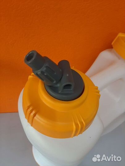 Ранцевый опрыскиватель HoZelock Plus 16л