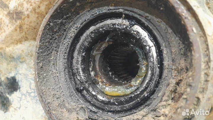 Кулак поворотный передний левый Chevrolet Niva 1.7