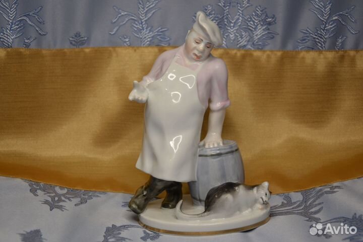 Фарфоровая статуэтка Повар и кот лфз