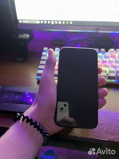 iPhone Xr, 128 ГБ