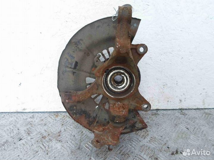 Цапфа/кулак поворотный передний правый Toyota Camr