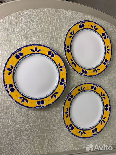 Тарелки