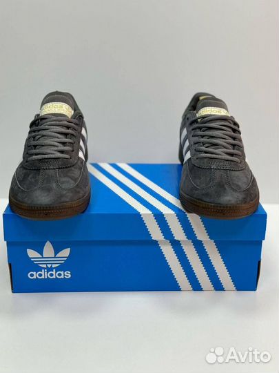 Кроссовки adidas spezial