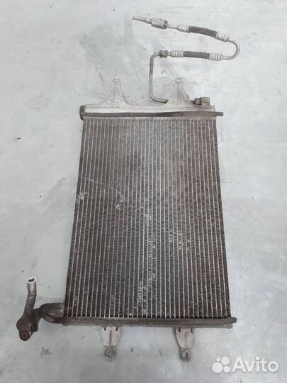 Радиатор кондиционера Volkswagen Touran рест. 2008