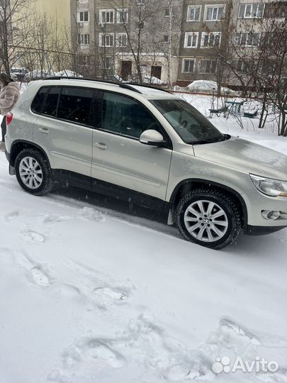 Volkswagen Tiguan 2.0 AT, 2011, 142 380 км