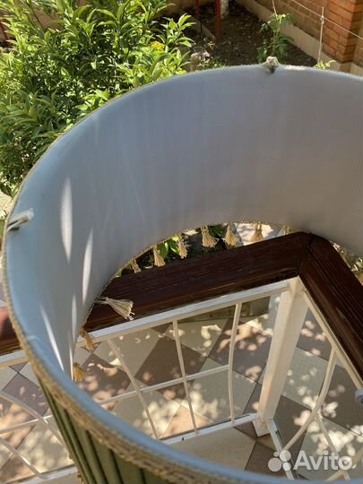 Абажур Колпак, надеваемый на лампу