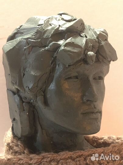 Бюст Виктора Цоя академический портрет