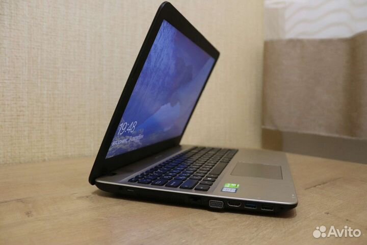 Ноутбук asus core i3,8gb,gt920mx,ssd120+500, game