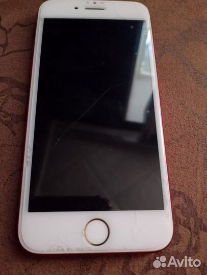 Телефон iPhone 7