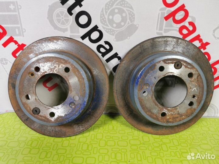 Тормозной диск Kia Ceed 1 хетчбек 1.4 G4FA 2011