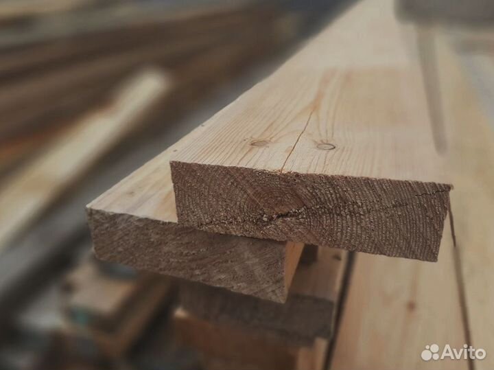 Сосновые доски, натуральность и красота