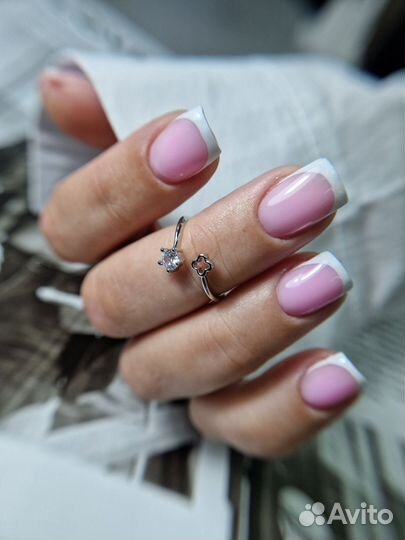 Маникюр в Салоне красоты в Цетре (мастер Полина)