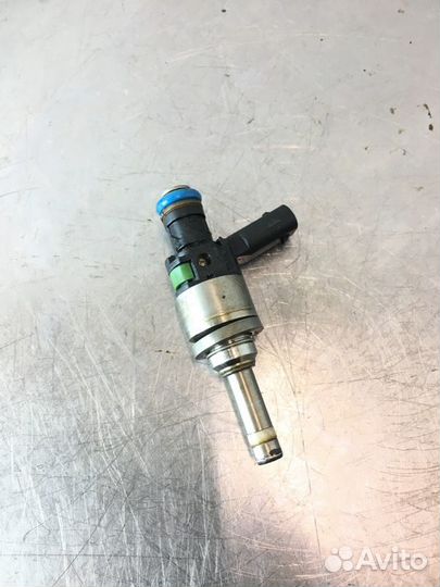 Форсунка Mercedes E-Class W212 M271 1.8TI 2010