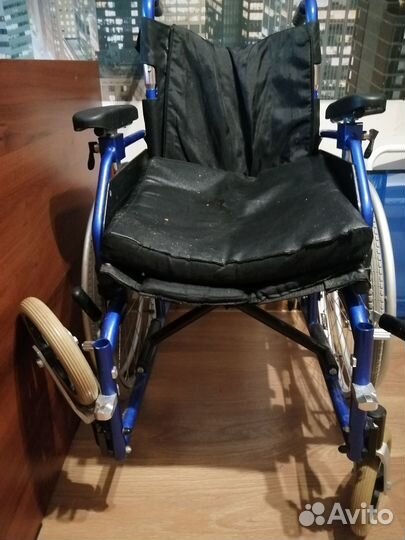 Инвалидная коляска складная бу