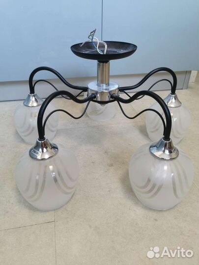 Светильник потолочный подвесной