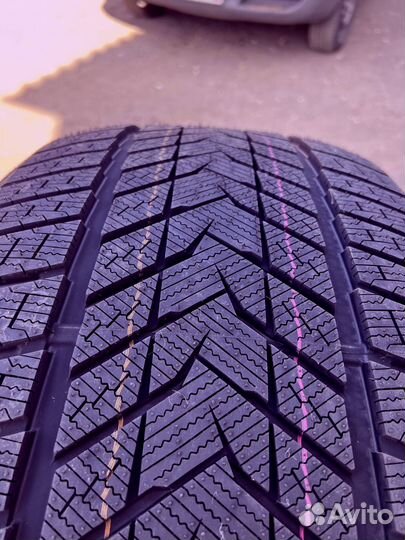Sonix WinterXPro 999 315/35 R21 75U