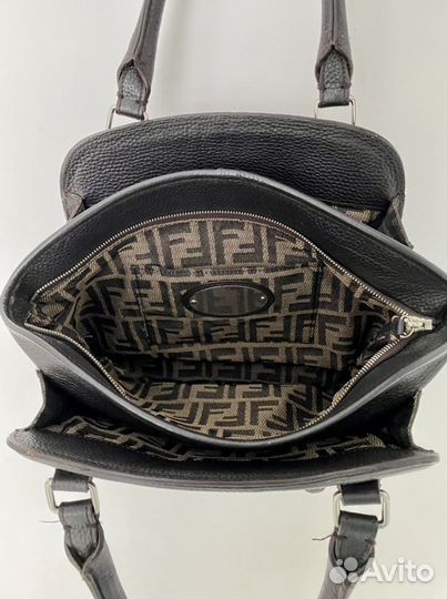 Кожанная сумка Fendi оригинал