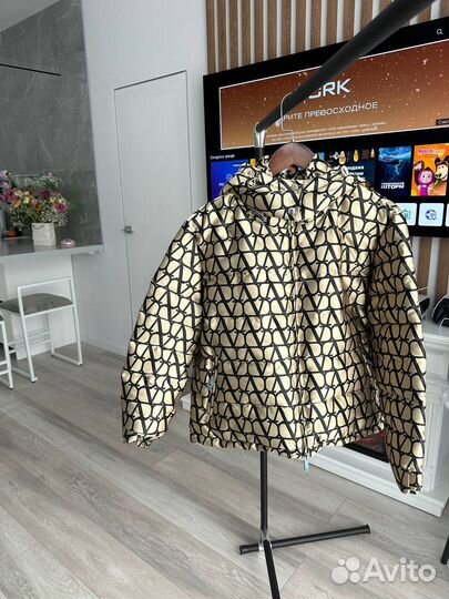 Куртка valentino весенняя женская