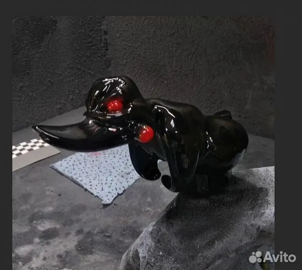 Утка на капот авто