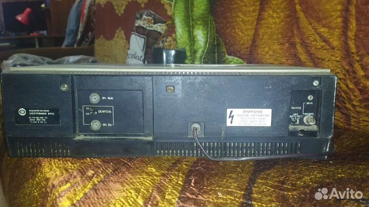 Кассетный видеомагнитофон электроника BM 12