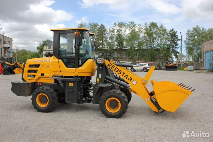 Фронтальный погрузчик Redstar ZL20s, 2022
