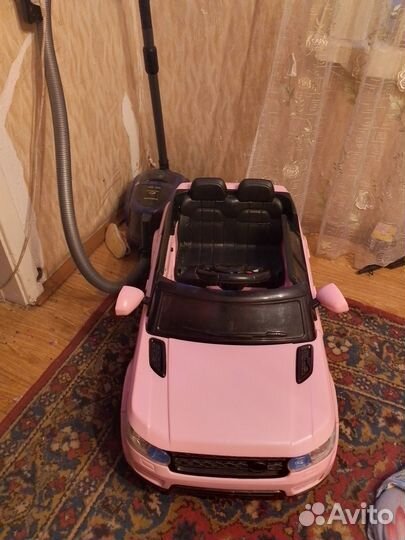 Детский электромобиль