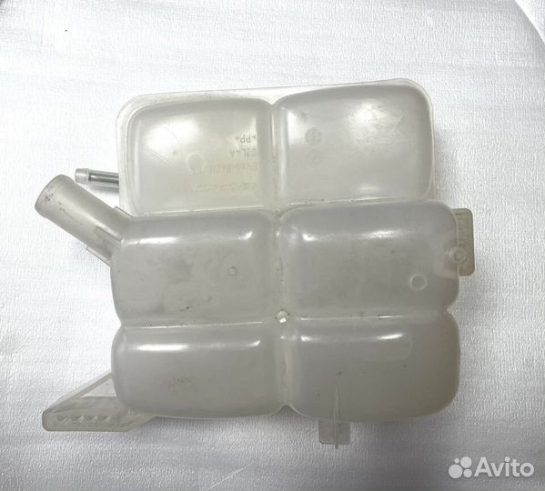 Бачок расширительный Focus 3 Kuga 2 Фокус Куга 2