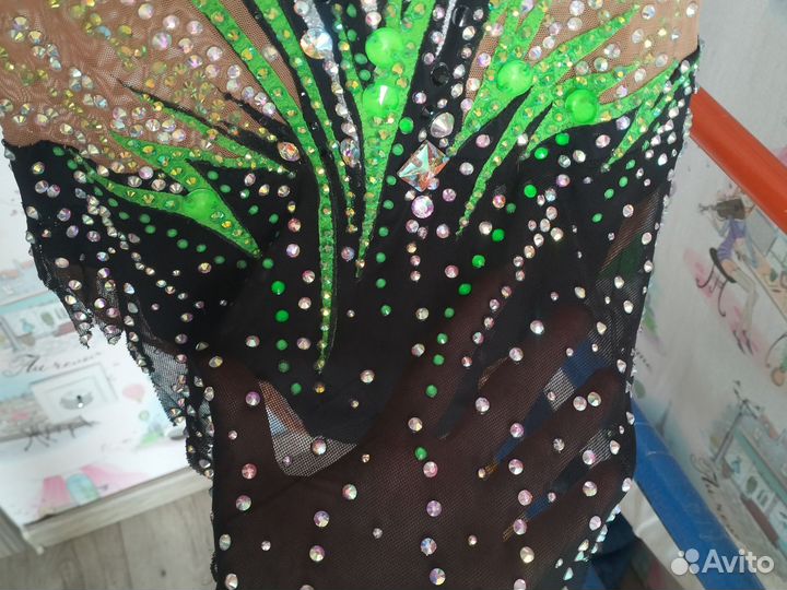 Купальник для художественной гимнастики