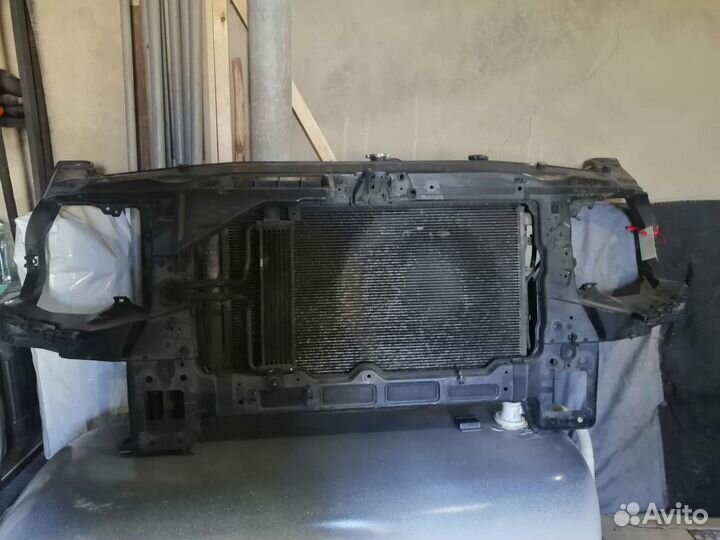 Передняя панель в сборе