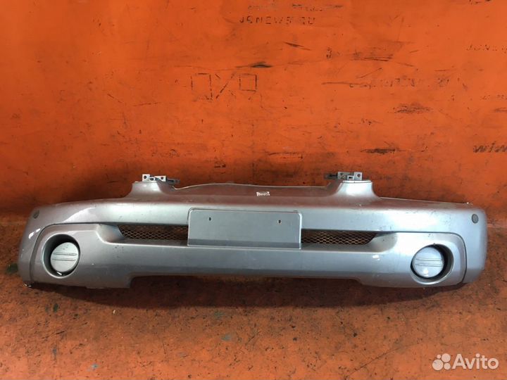 Бампер передний Mitsubishi Pajero Io H76W