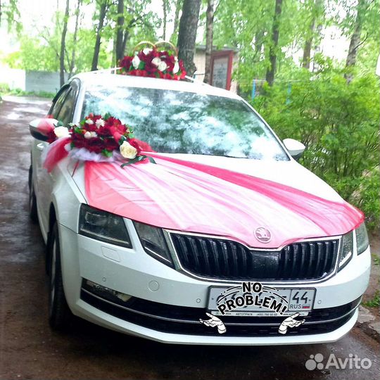 Свадебные украшения на машину