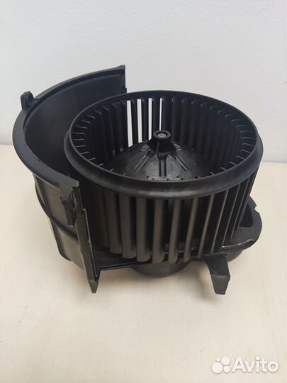 Моторчик печки Audi VW Era 664109