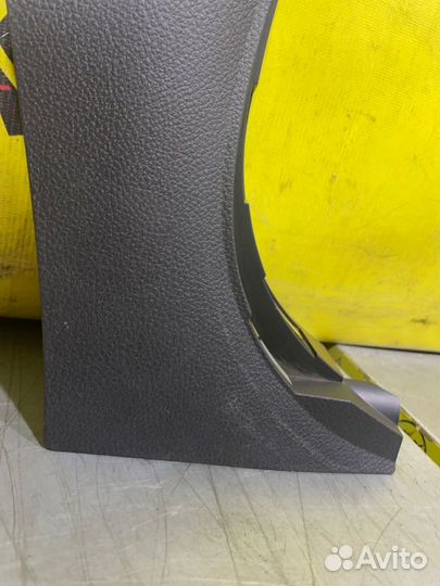 Обшивка стойки передняя правая Nissan Murano Z51