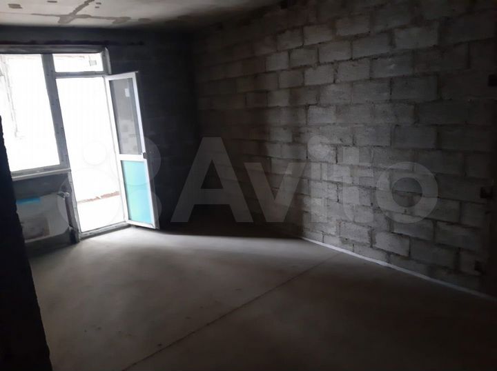 Комната 60 м² в 2-к., 7/15 эт.