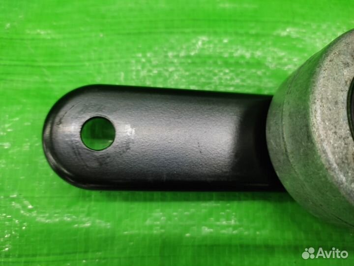 Подушка двигателя зад. Volkswagen Tiguan