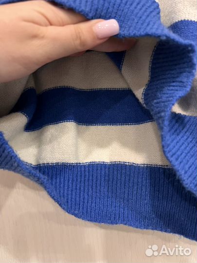 Короткий свитер шерсть