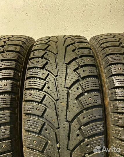 Nokian Tyres Hakkapeliitta 5 SUV 225/65 R17