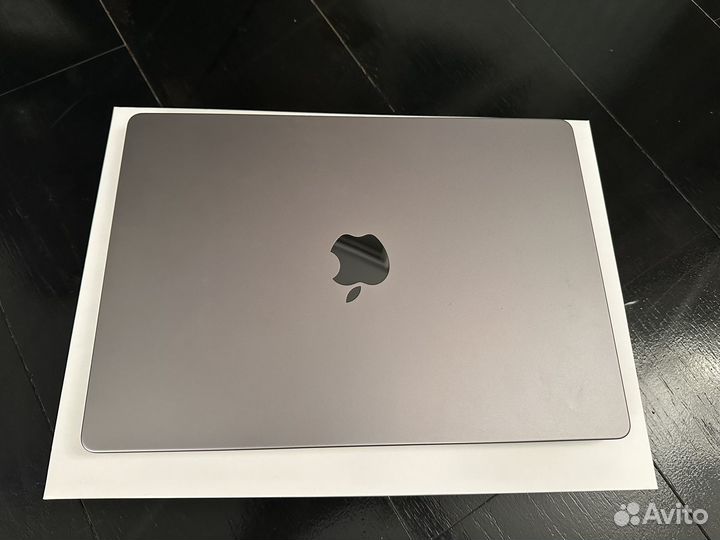 Apple MacBook Pro m1 pro 14