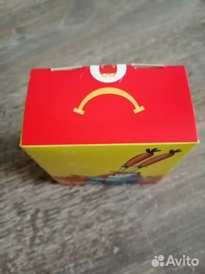 Игрушка хэппи мил из Макдональдса