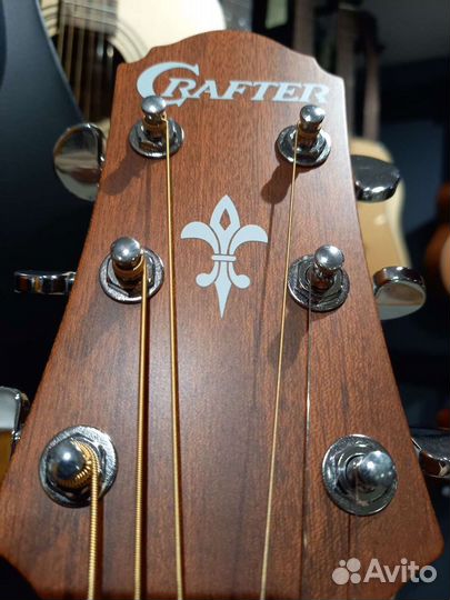 Акустическая гитара Crafter