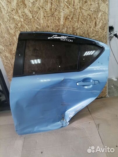 Toyota aqua запчасти